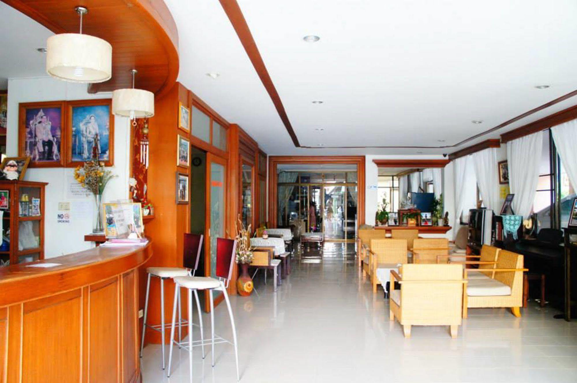 Отель Vipa House Чиангмай Экстерьер фото